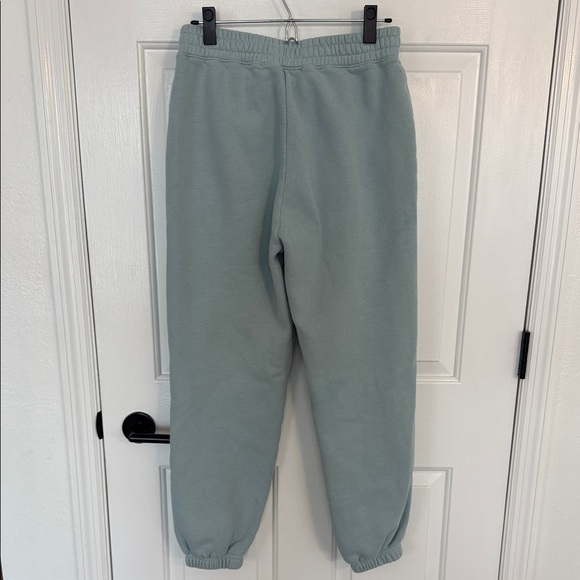 A&F Essential Sunday Sweatpants Light Blue Med - Picture 3 of 6